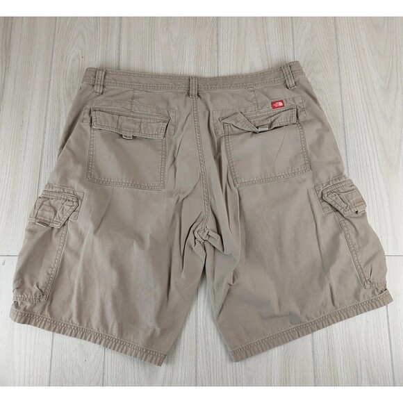 North Face Cargo Shorts Mens 40 Khaki Tan Outdoor Hiking Camping Dad Work Casual - Picture 2 of 7